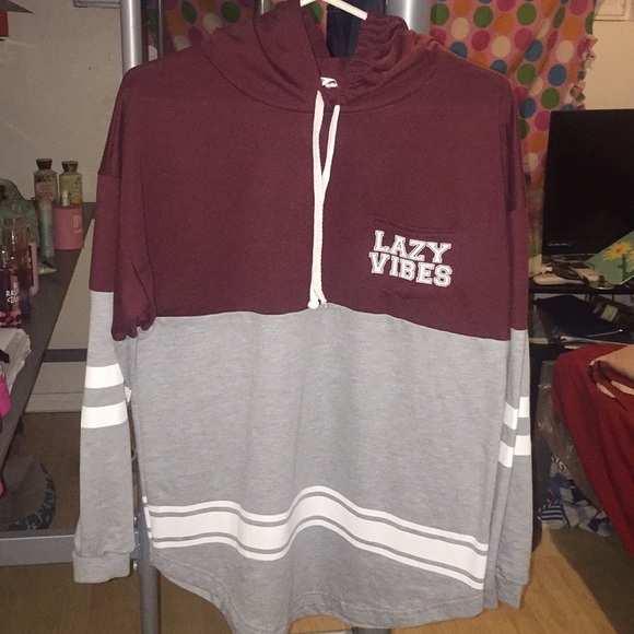 Sweater - Picture 1 of 3